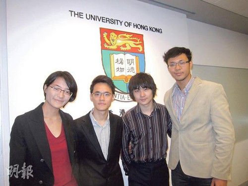 香港大学称该校本科毕业生月薪1.7万港币