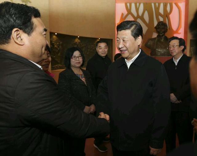 习近平重访河南兰考：初中听焦裕禄事迹曾流泪