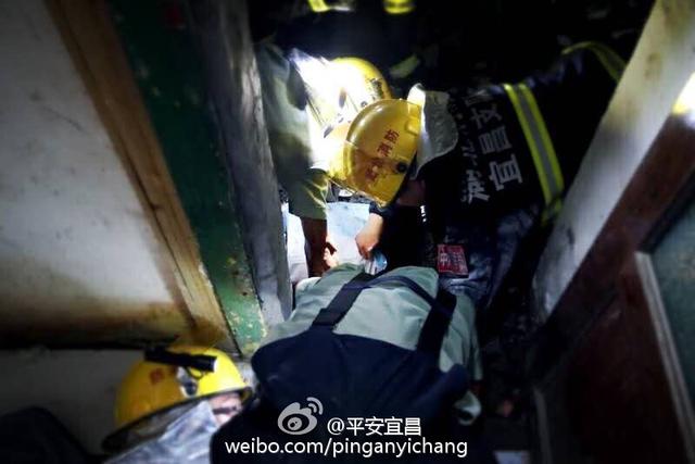 湖北孕妇厕所早产 婴儿卡便池被成功救出(图)