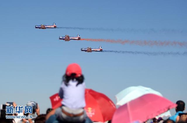 中国空军12型装备将首次向社会公众展示