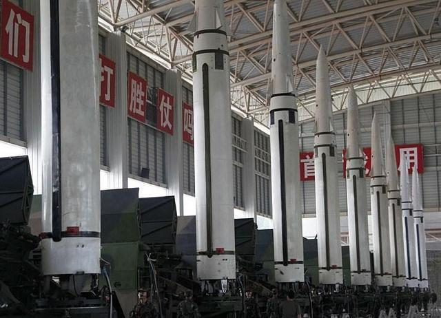 美报告:中国二炮导弹规模全球最大 种类最多