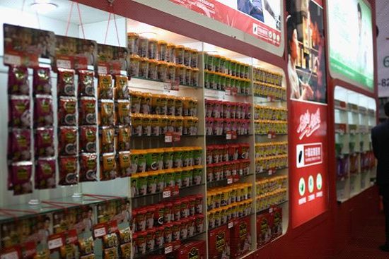 “南方黑芝麻”华丽亮相成都糖酒会