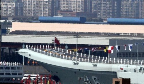 辽宁舰乘员生活:24小时供餐有两酒吧 生活便利