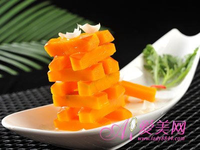 女性养生:头痛吃杏仁 10种症状的饮食补救法