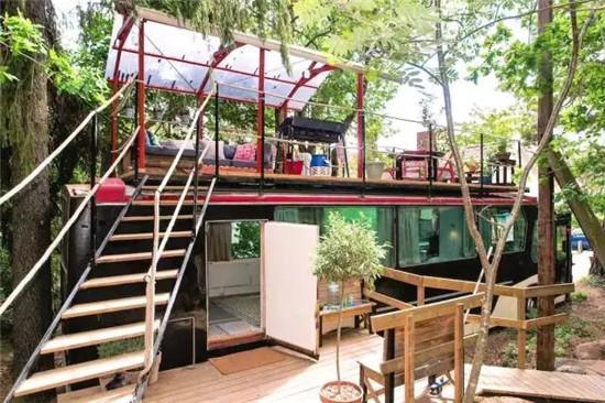 改造|把报废老巴士改成房车