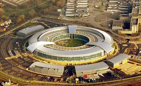 英国情报机构被指通过光缆窃取全球信息情报_新闻_腾讯网