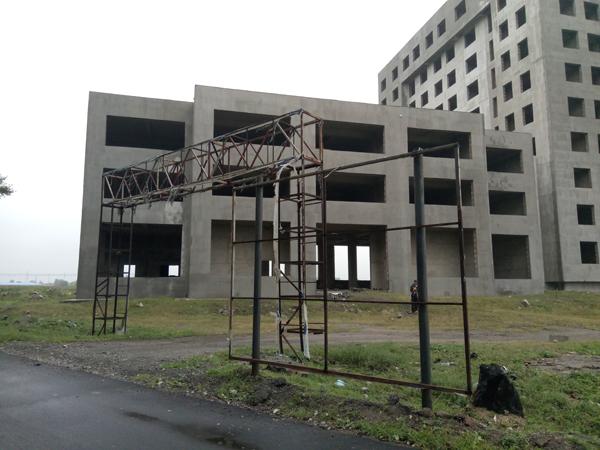 吉林双辽政务楼烂尾新区成泡影 开发商背上亿贷款