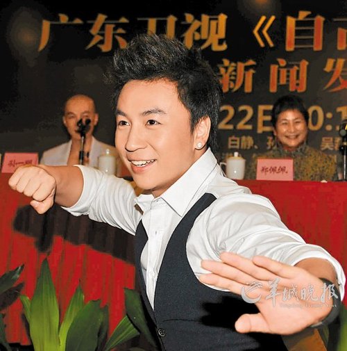 郑佩佩寄语释小龙:多交女朋友,人生才丰富