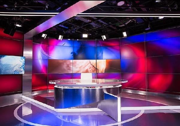 外媒曝《新闻联播》新演播室：赶超美国水准(图)