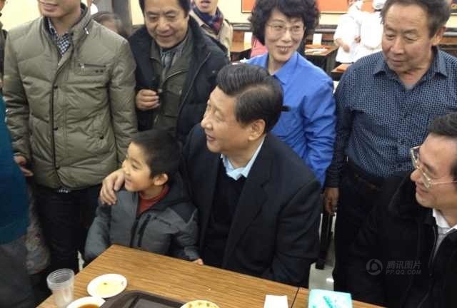 习近平赴包子铺用餐 店家称主席上门前未打招呼