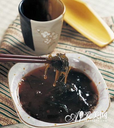 夏季养生多吃海带 减肥还能排毒