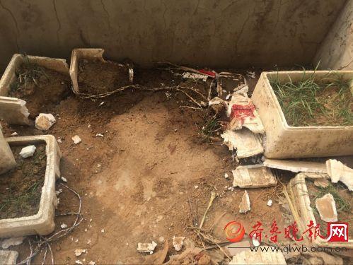 济南穿校服小女孩坠楼：家属称可能是有人推下去的(图)