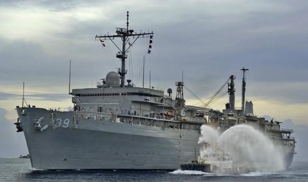 水下幽灵-美国海军潜艇支援舰全部布署在关岛