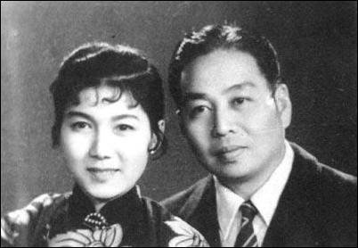 <em>新凤霞</em>之女<em>吴霜</em>与德国广播交响乐团全球首演_