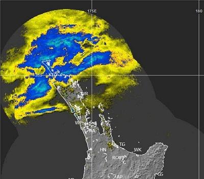 新西兰北岛多地遭遇狂风暴雨袭击(图)