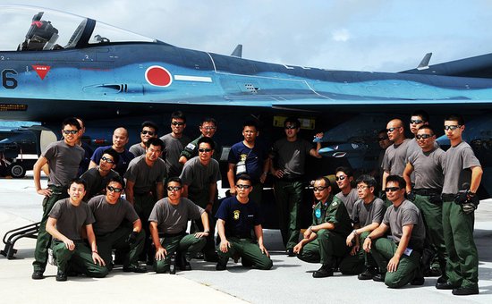 日本自卫队员猥亵女高中生被捕 或作案多起_新闻_腾讯网