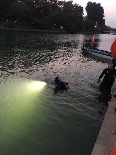 海淀京密引水渠一男子溺亡 此前有人游野泳身亡
