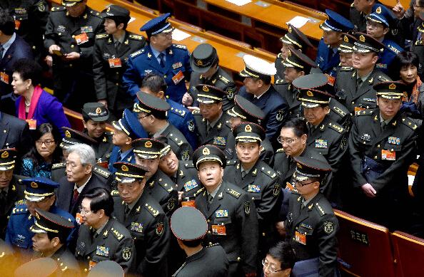 港媒：海軍將領證實國產航母在建 彈射器過關