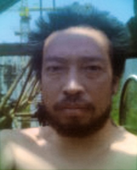两民工为讨薪住在40米塔吊上68天 被拘留至今