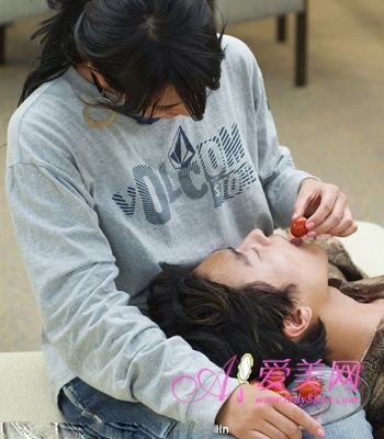 两性养生:4大hot爱爱姿势最激情 高潮快感汹涌!