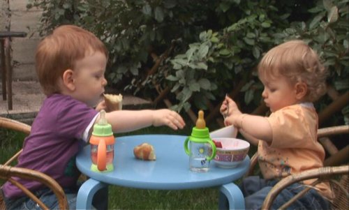 科普纪录片《婴儿日记》央视一套开播