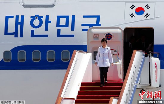 Piao Jinhui arrives at Beijing to begin to visit China will make a speech in Tsinghua university