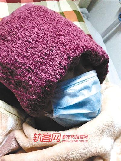 小伙得知网上相识女友患白血病 不远千里去照顾