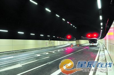 地铁桥隧将全用节能灯具