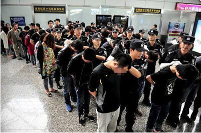 想查我朋友的微信聊天记录可以吗