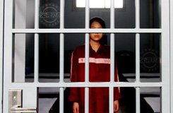 图片故事:女大学生倩倩的看守所生活