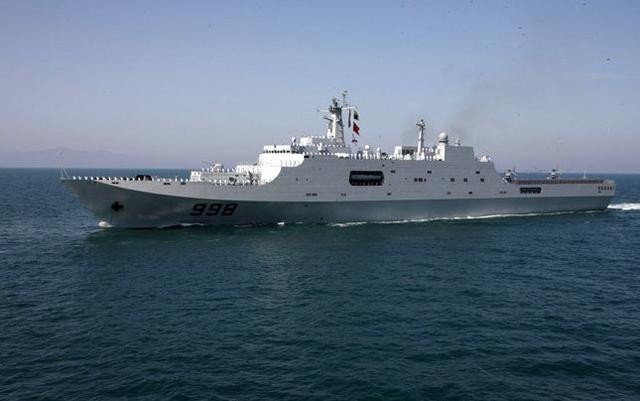 资料图:中国海军071型船坞登陆舰昆仑山舰