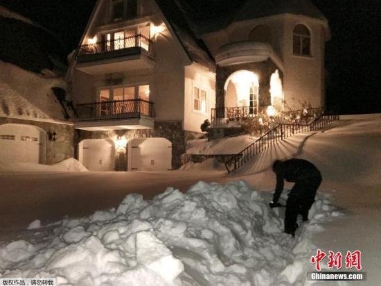 美国东部地区暴风雪已致42人遇难
