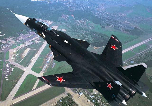 苏-47战斗机曾经被当作神话，却最终只生产一架