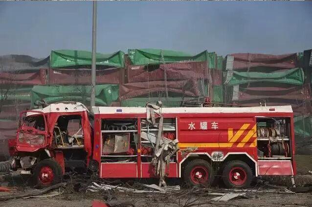 天津爆炸牺牲消防员最小18岁 其姐姐未告诉母