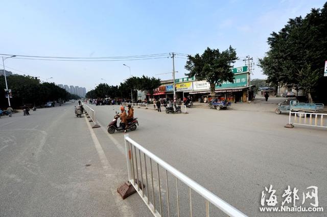 福州10岁男童上学途中被卷出租车底 母亲哭晕