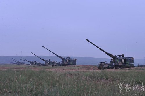 北京军区炮兵参谋信息化转型 打击速度提升7秒