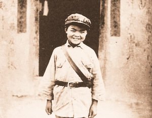 红军第一支正规妇女武装:缠足女战士训练吃力