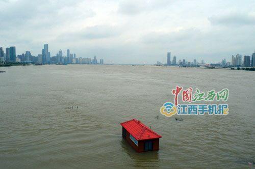 赣江吉安段解除洪水预警 南昌站水位逼近警戒