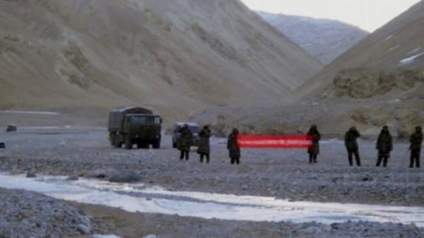 印媒:解放军进入印控克什米尔 与印军对峙