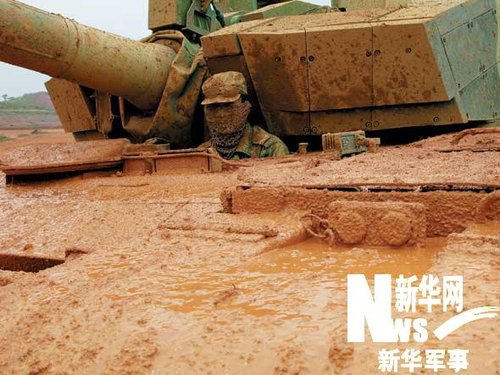 俄媒:中国99A2坦克脱胎换骨 已造出140毫米炮