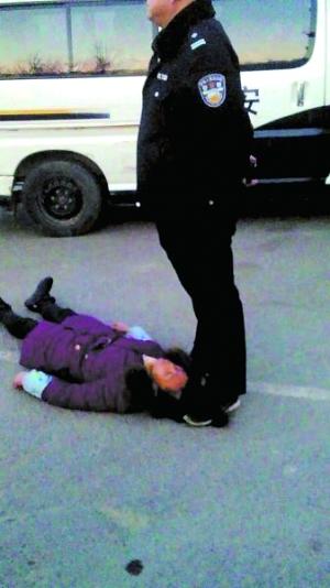 太原农妇非正常死亡案开庭 警方被控滥用职权