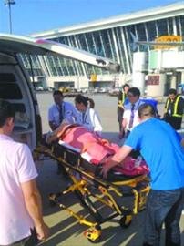 Chinese businessman Kampuchea encounters traffic accident 30 hours to cross a state deliverance