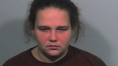 美国一女子带5岁儿子抢银行 被控虐待儿童(图)