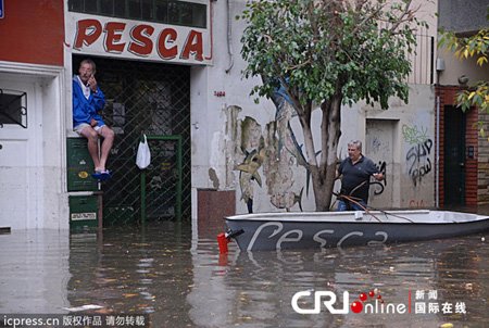 阿根廷特大暴雨已致54人死亡 全國哀悼3天