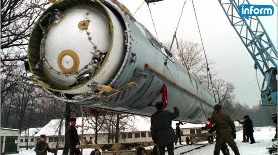 美媒称俄违背条约 试图藏匿本应拆毁的白杨导弹