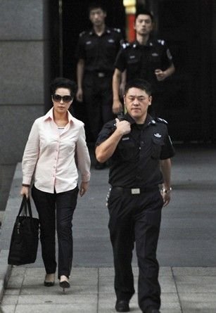 李天一同案犯律师：5人曾串供 称反正是嫖娼