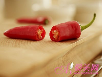 养生警惕:肾病患者吃辣椒伤肾 11种人不宜吃辣