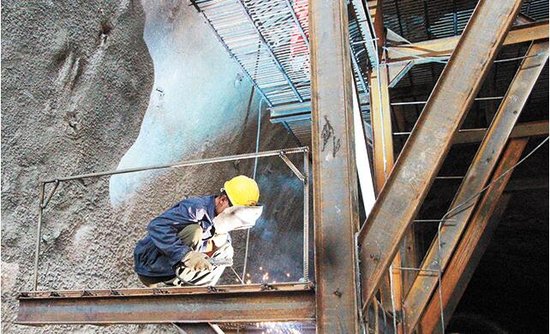 沈海复线双福高速公路A15合同段预计2018年