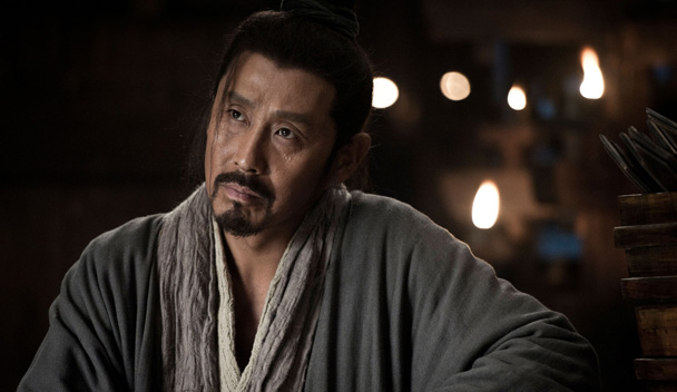 《楚汉传奇》中,陈道明饰演的刘邦是绝对的主角。剧集前期他的造型也基本以蓬头垢面的市井形象为主。 《楚汉传奇》中,陈道明饰演的刘邦是绝对的主角。剧集前期他的造型也基本以蓬头垢面的市井形象为主。