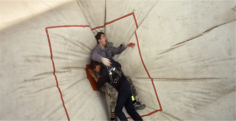 逆行的背影,不应就这样模糊:七部电影致敬消防员